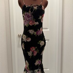 Vintage floral black midi dress Y2K adjustable straps small urban angel